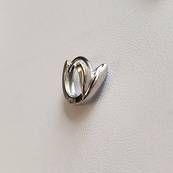 NFS - Picture 2 of 5